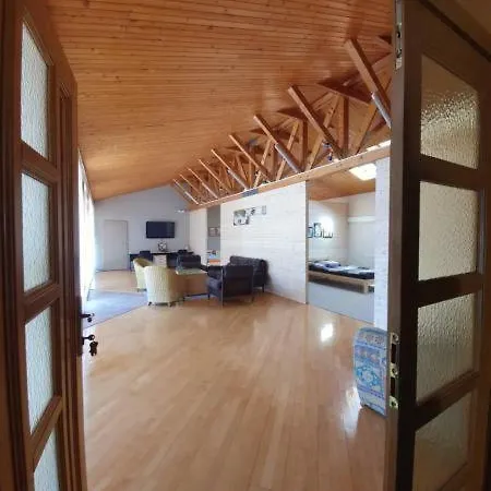 Apartment For Rent In